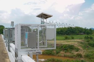 Telemetry monitoring station over a watercourse